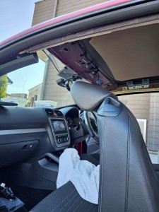 越谷市フォルクスワーゲンシロッコルーフヘッドライニング（天張り）張替え