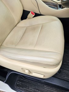 加須市トヨタアルファードレザーシート擦れ＆劣化リペア