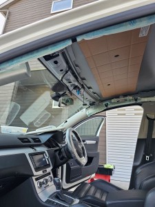 富士見市フォルクスワーゲンパサートヴァリアントルーフヘッドライニング（天張り）張替え