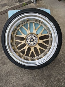 白岡市トヨタアルファードアルマイトホイールインナー歪みリペア