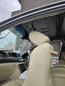 茨城県古河市日産フーガルーフヘッドライニング（天張り）張替え