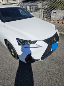 上尾市レクサスISハイパーシルバーホイール倒し傷リペア