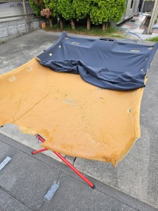 千葉県野田市BMW３シリーズルーフヘッドライニング（天張り）張替え